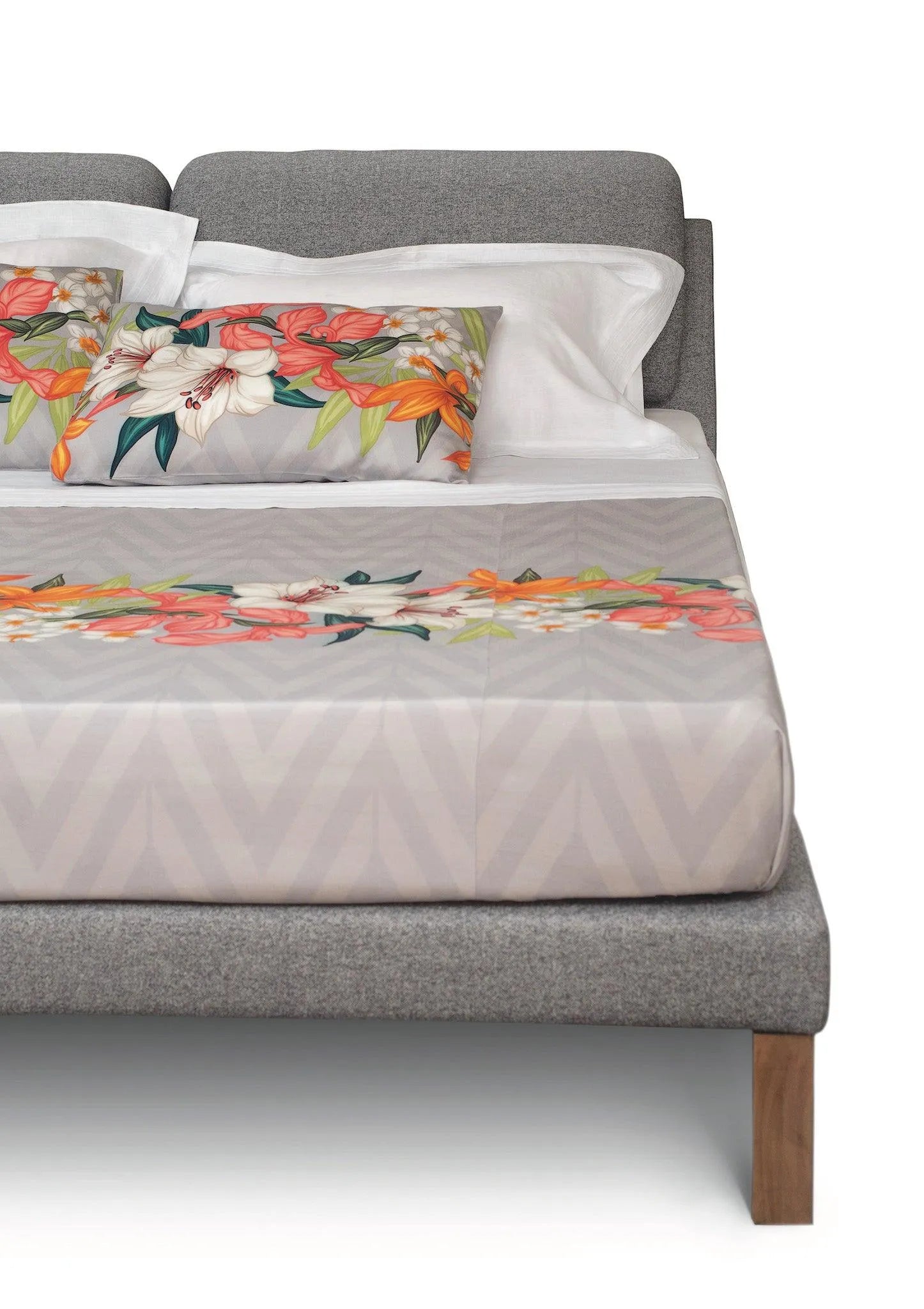 Flowers and Chevron - midsummer-milano